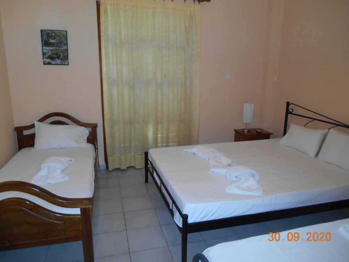Melios Rooms Petalídhion 外观 照片