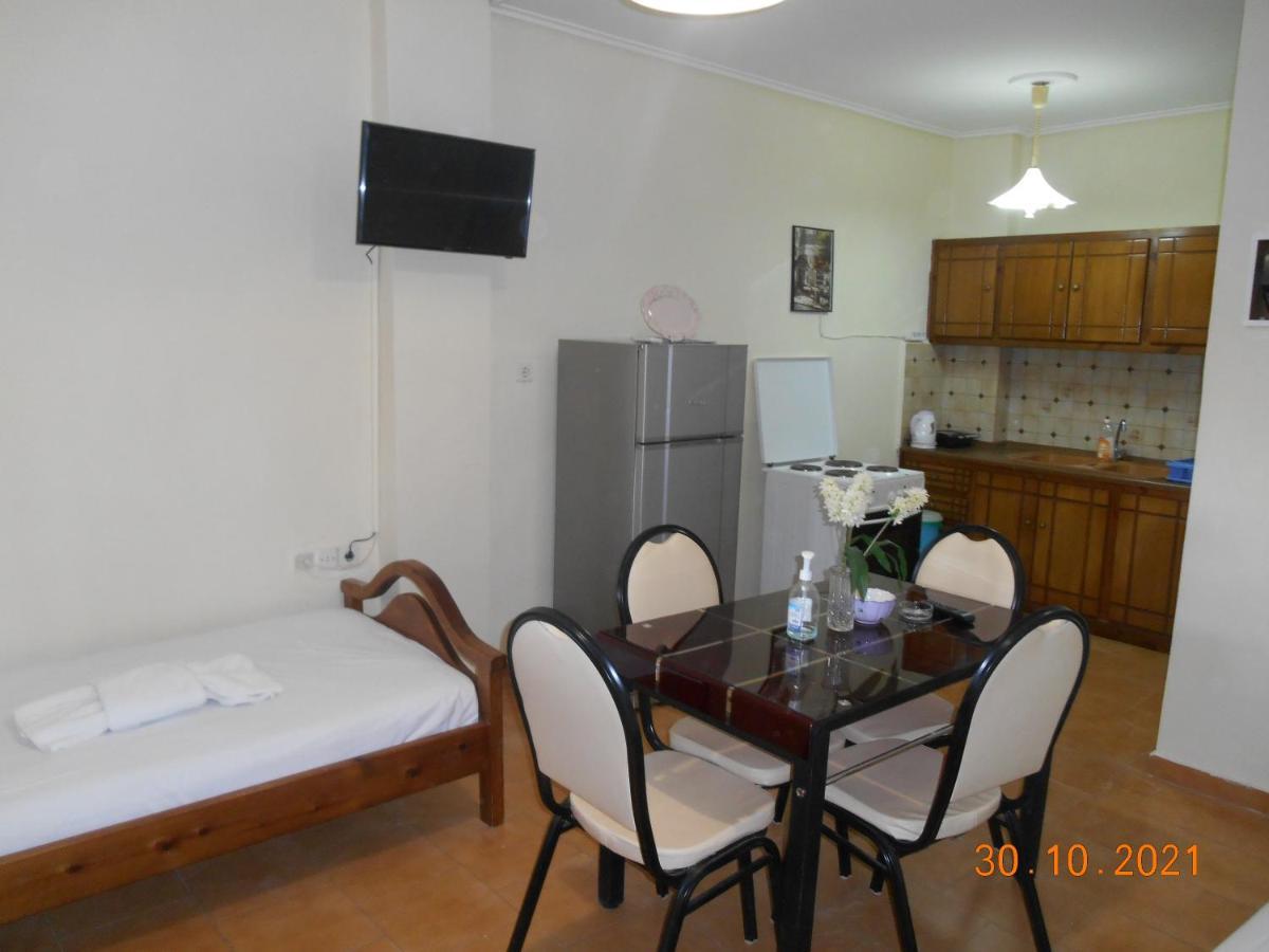 Melios Rooms Petalídhion 外观 照片