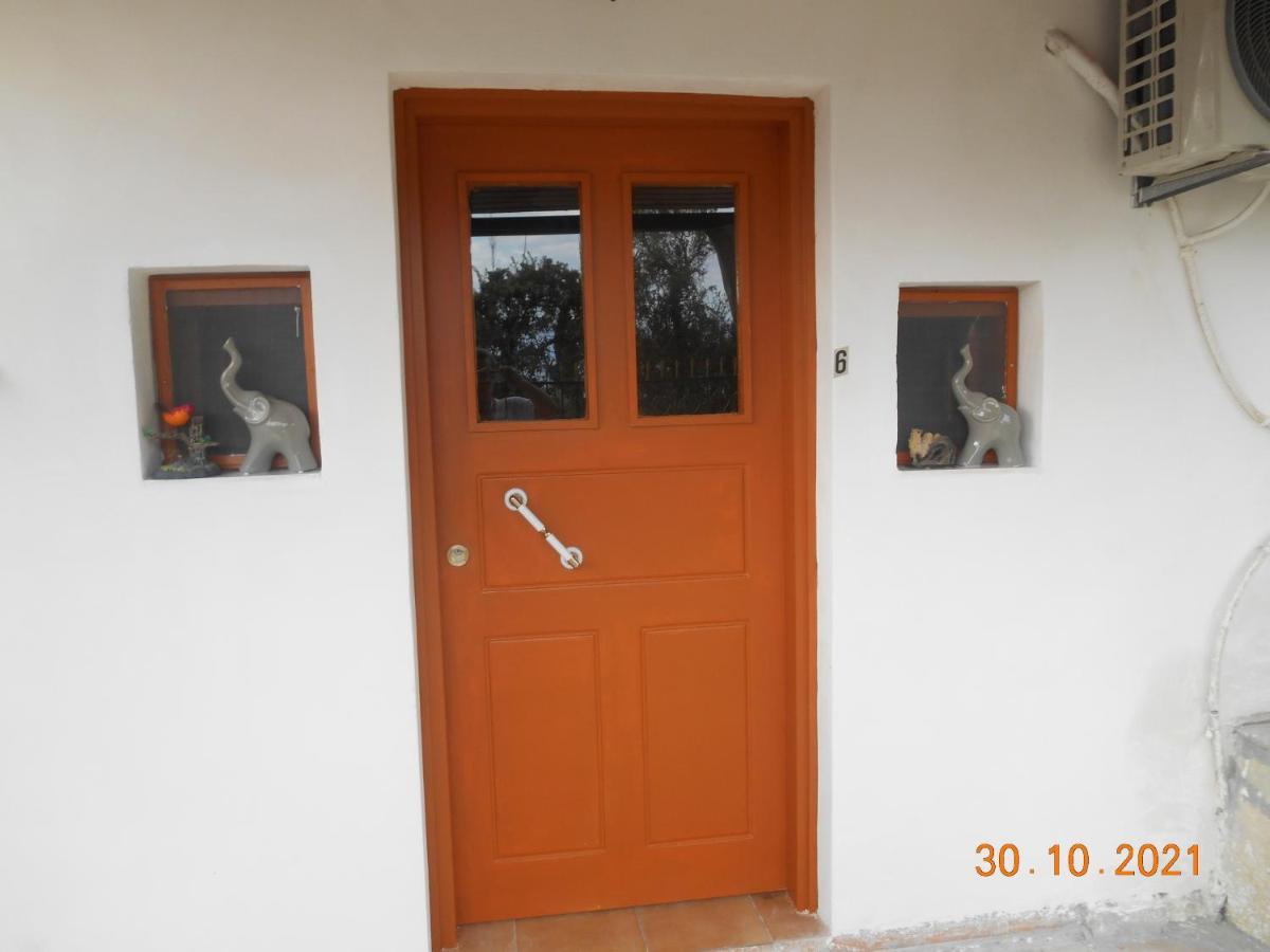 Melios Rooms Petalídhion 外观 照片