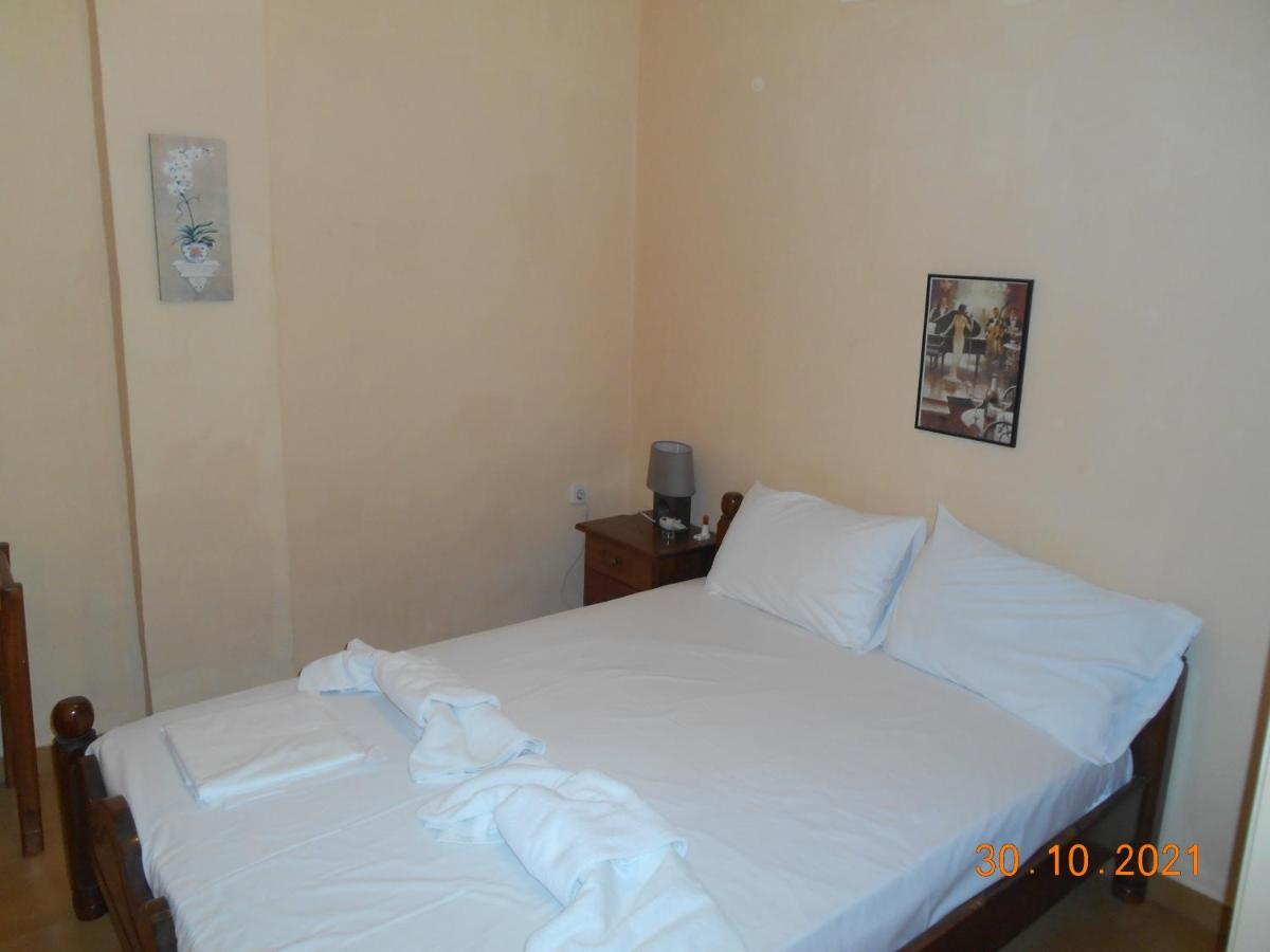 Melios Rooms Petalídhion 外观 照片