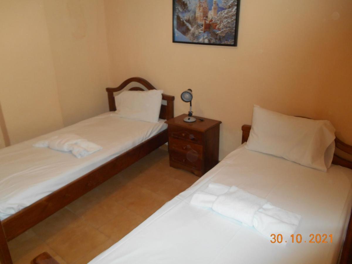 Melios Rooms Petalídhion 外观 照片