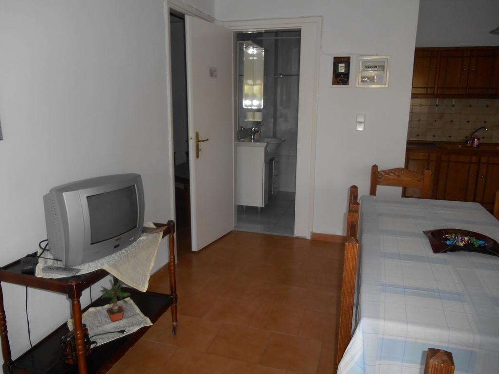 Melios Rooms Petalídhion 外观 照片