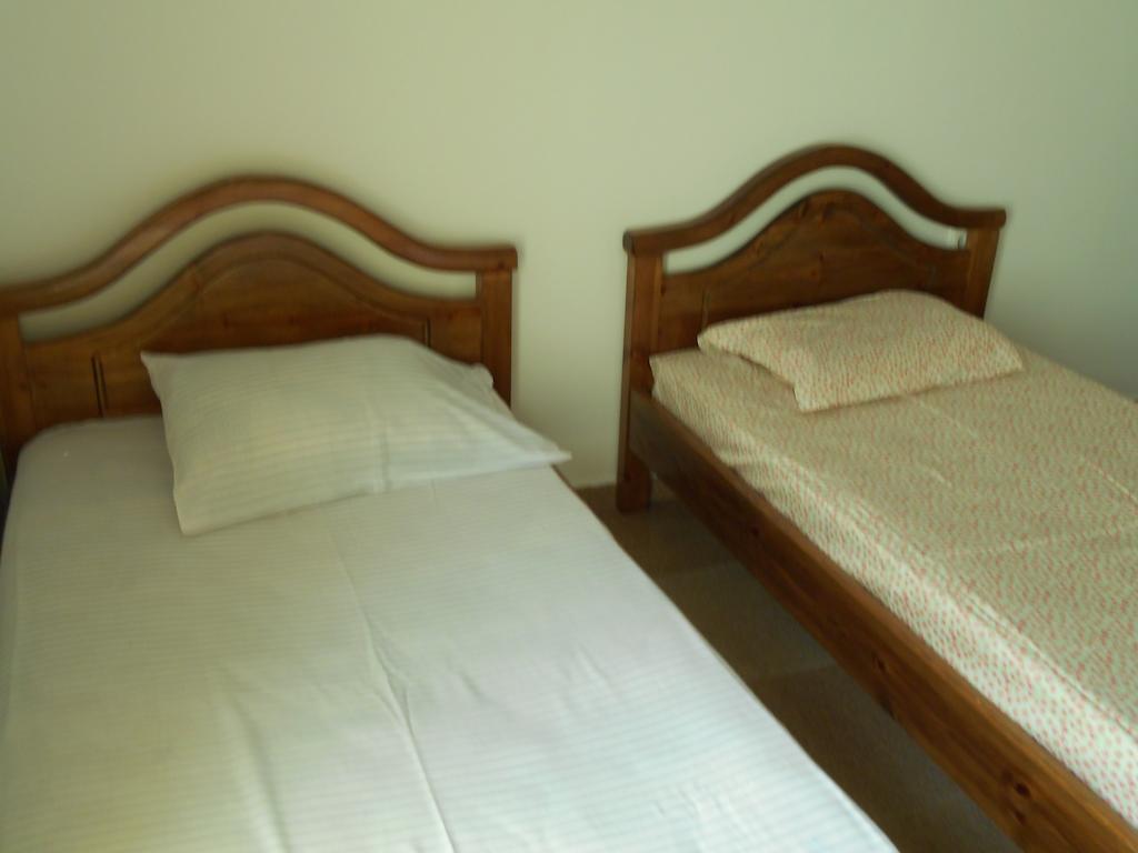 Melios Rooms Petalídhion 外观 照片