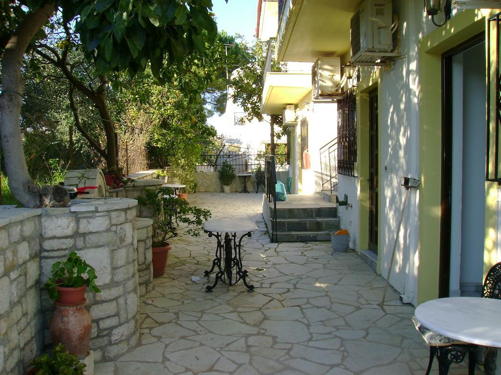 Melios Rooms Petalídhion 外观 照片