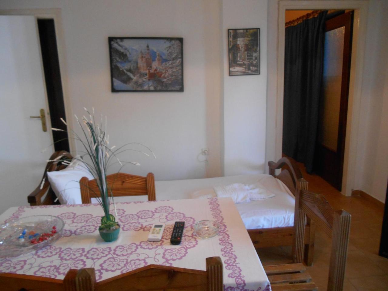 Melios Rooms Petalídhion 外观 照片