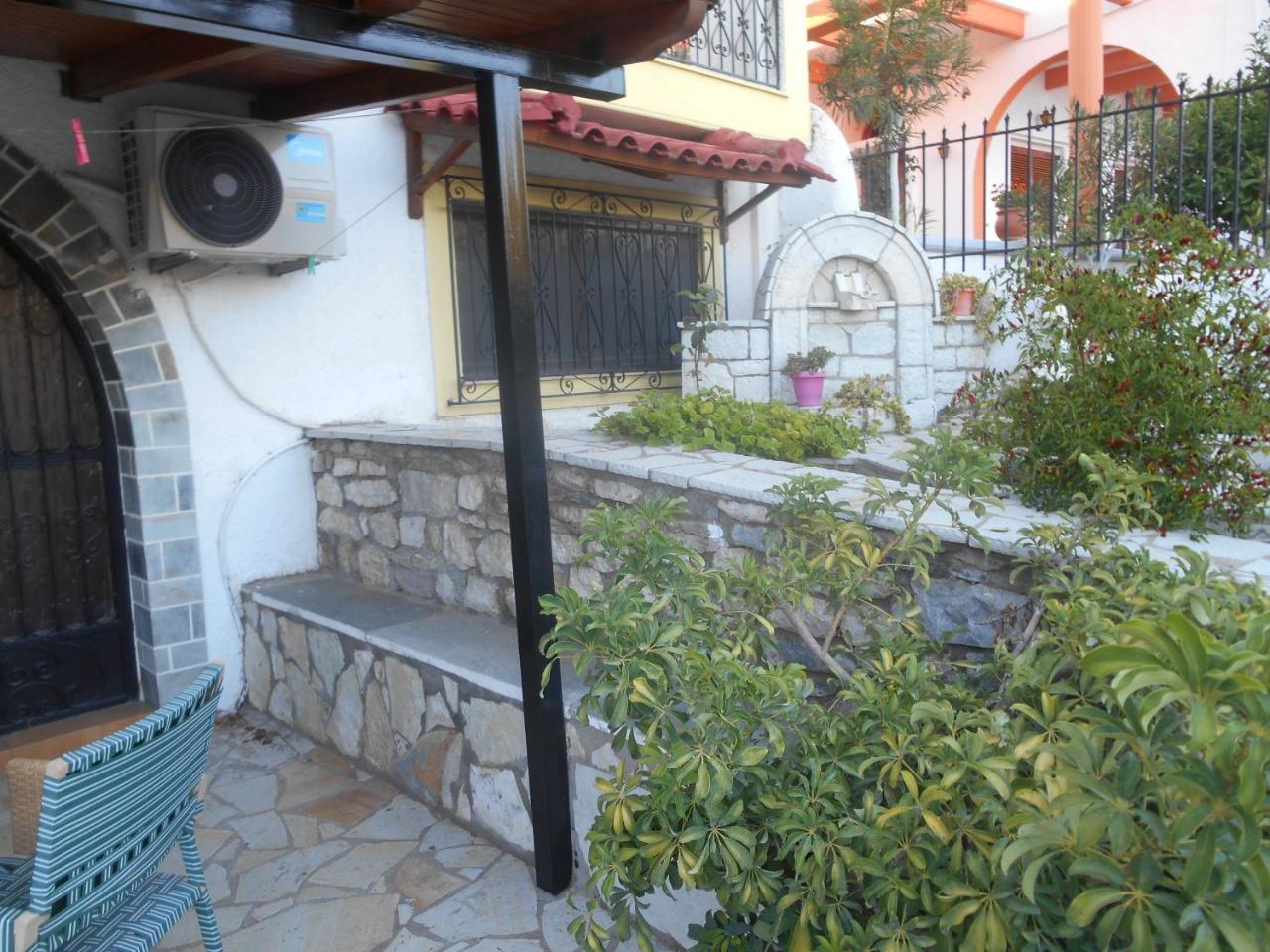Melios Rooms Petalídhion 外观 照片